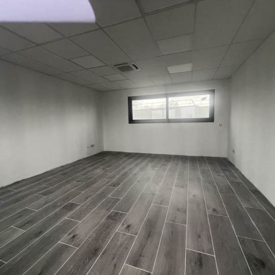  MM IMMOBILIER : Local / Bureau | SAINT-JEAN-DE-VEDAS (34430) | 25 m2 | 520 &euro; 