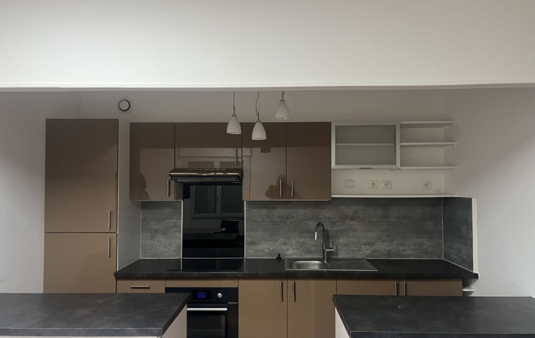 MM IMMOBILIER : Office | SAINT-JEAN-DE-VEDAS (34430) | 44 m2 | 800 &euro; 